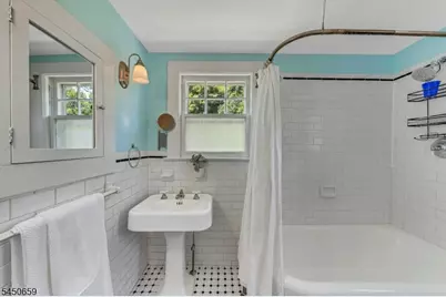 148 Essex Ave, Glen Ridge, NJ 07028 - Photo 20