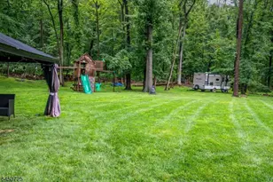 40 Longview Dr, Green Brook Township, NJ 08812 - Photo 46