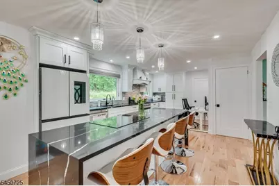40 Longview Dr, Green Brook Township, NJ 08812 - Photo 10
