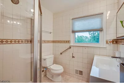 40 Longview Dr, Green Brook Township, NJ 08812 - Photo 38
