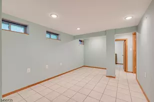 40 Longview Dr, Green Brook Township, NJ 08812 - Photo 32