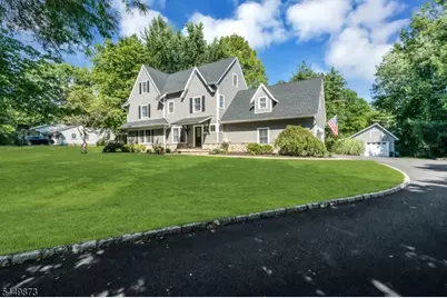 35 Castle Way, Bernards Township, NJ 07920 - Photo 2