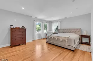 35 Castle Way, Bernards Township, NJ 07920 - Photo 20
