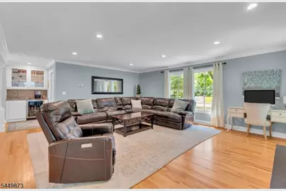 35 Castle Way, Bernards Township, NJ 07920 - Photo 18