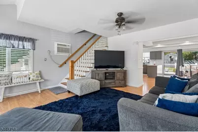 135 E 11th St, Linden, NJ 07036 - Photo 4