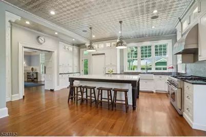 40 Highland Ave, Millburn, NJ 07078 - Photo 10