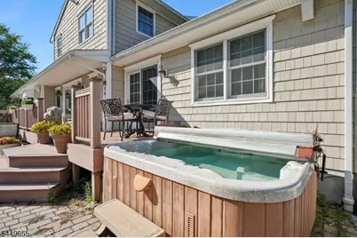 9 Pitcairn Dr, Roseland, NJ 07068 - Photo 42