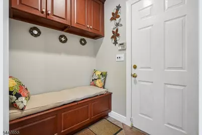 9 Pitcairn Dr, Roseland, NJ 07068 - Photo 20