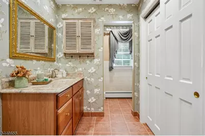 9 Pitcairn Dr, Roseland, NJ 07068 - Photo 30
