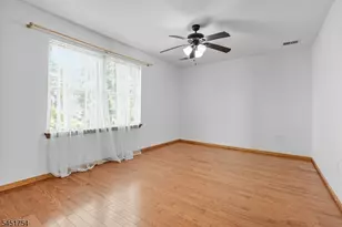 87 Cottage St, Bayonne, NJ 07002 - Photo 6