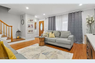 29 N 8th St, Kenilworth, NJ 07033 - Photo 8