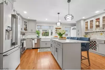29 N 8th St, Kenilworth, NJ 07033 - Photo 4