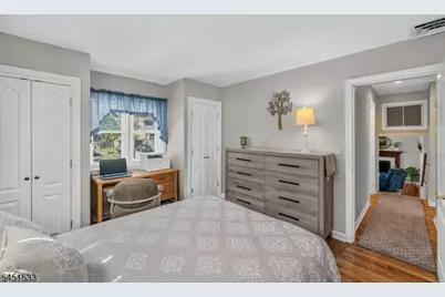 105 Mountainview Dr, Clifton, NJ 07013 - Photo 16
