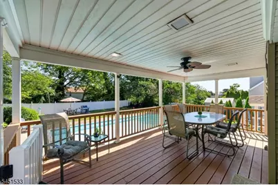 105 Mountainview Dr, Clifton, NJ 07013 - Photo 30