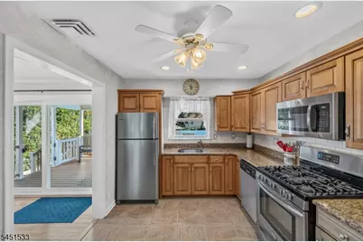 105 Mountainview Dr, Clifton, NJ 07013 - Photo 12