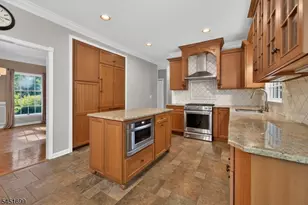 11 Devonald Dr, Bethlehem Township, NJ 08802 - Photo 10
