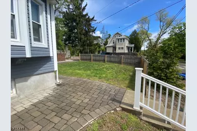1 Lansing Pl #2, Montclair, NJ 07043 - Photo 12