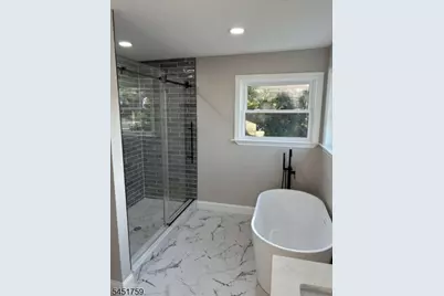40 Phillips St, Bloomfield, NJ 07003 - Photo 6