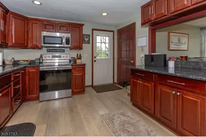 125 Layton Rd, Wantage, NJ 07461 - Photo 4