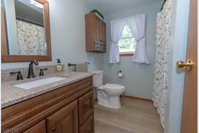 125 Layton Rd, Wantage, NJ 07461 - Photo 12