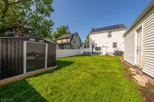 331 Thompson Ave, Roselle, NJ 07203 - Photo 24