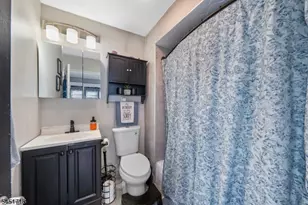 331 Thompson Ave, Roselle, NJ 07203 - Photo 16