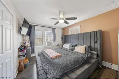 331 Thompson Avenue, Roselle, NJ 07203 - Photo 10