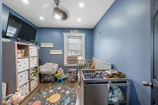 331 Thompson Ave, Roselle, NJ 07203 - Photo 14