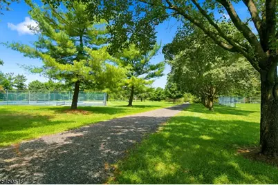17 Bacorn Rd, Raritan Township, NJ 08822 - Photo 46