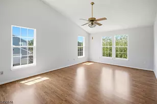 17 Bacorn Rd, Raritan Township, NJ 08822 - Photo 28