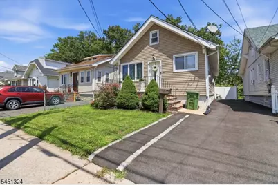 621 Spruce St, Roselle, NJ 07203 - Photo 2