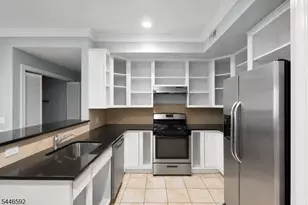 15-19 Tichenor Ln, Newark, NJ 07114 - Photo 8