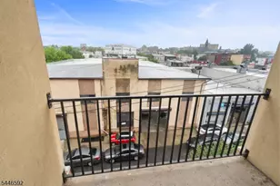 15-19 Tichenor Ln, Newark, NJ 07114 - Photo 12