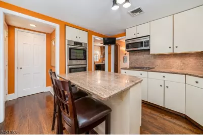 14 Brook Ct, Summit, NJ 07901 - Photo 12