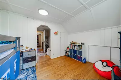 1 Westview Ave, Roseland, NJ 07068 - Photo 30