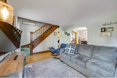 1 Westview Ave, Roseland, NJ 07068 - Photo 10