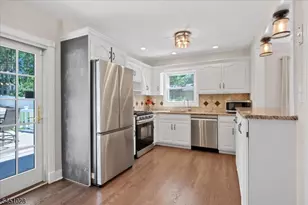 97 Ivy Ln, Bridgewater, NJ 08807 - Photo 16