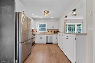97 Ivy Ln, Bridgewater, NJ 08807 - Photo 14