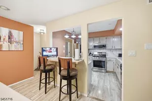 48D Beacon Hill R, West Milford, NJ 07480 - Photo 10