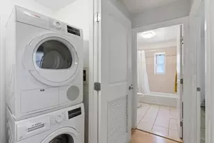 70 S Munn Ave, East Orange, NJ 07018 - Photo 14