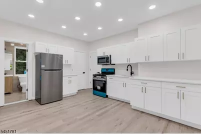 130 19th Ave, Irvington, NJ 07111 - Photo 2