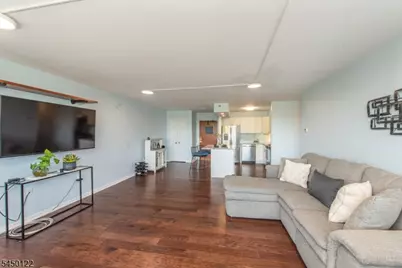 300 Main St #707, Little Falls Township, NJ 07424 - Photo 10