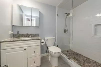 300 Main St #707, Little Falls Township, NJ 07424 - Photo 18