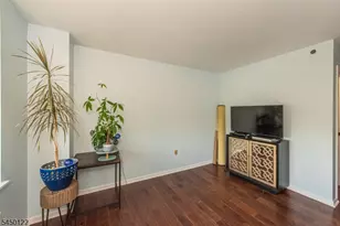 300 Main St, Little Falls Township, NJ 07424 - Photo 12