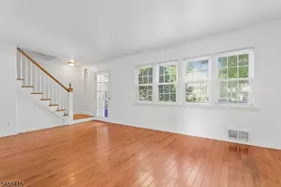 32 Locust Ave, Millburn, NJ 07041 - Photo 2