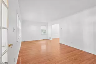 32 Locust Ave, Millburn, NJ 07041 - Photo 4