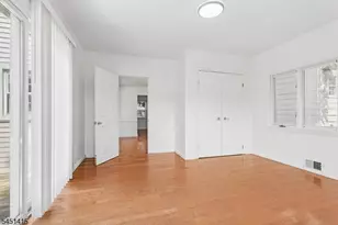 32 Locust Ave, Millburn, NJ 07041 - Photo 20