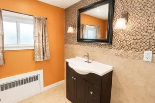 40 E Lincoln Ave, Roselle Park, NJ 07204 - Photo 8