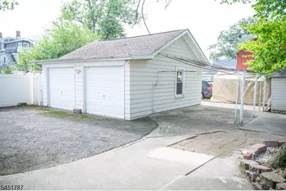 40 E Lincoln Ave, Roselle Park, NJ 07204 - Photo 22