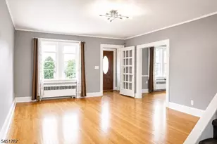 40 E Lincoln Ave, Roselle Park, NJ 07204 - Photo 2